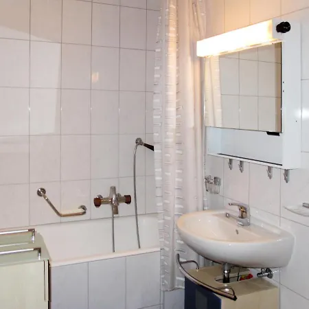 Apartment Dixence No 15 *